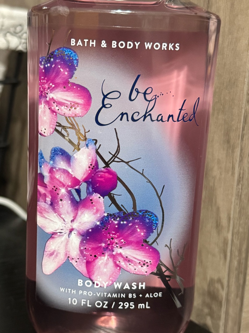 Bath & Body Works Be Enchanted Pink Floral Body Wash - Picture 2 of 2
